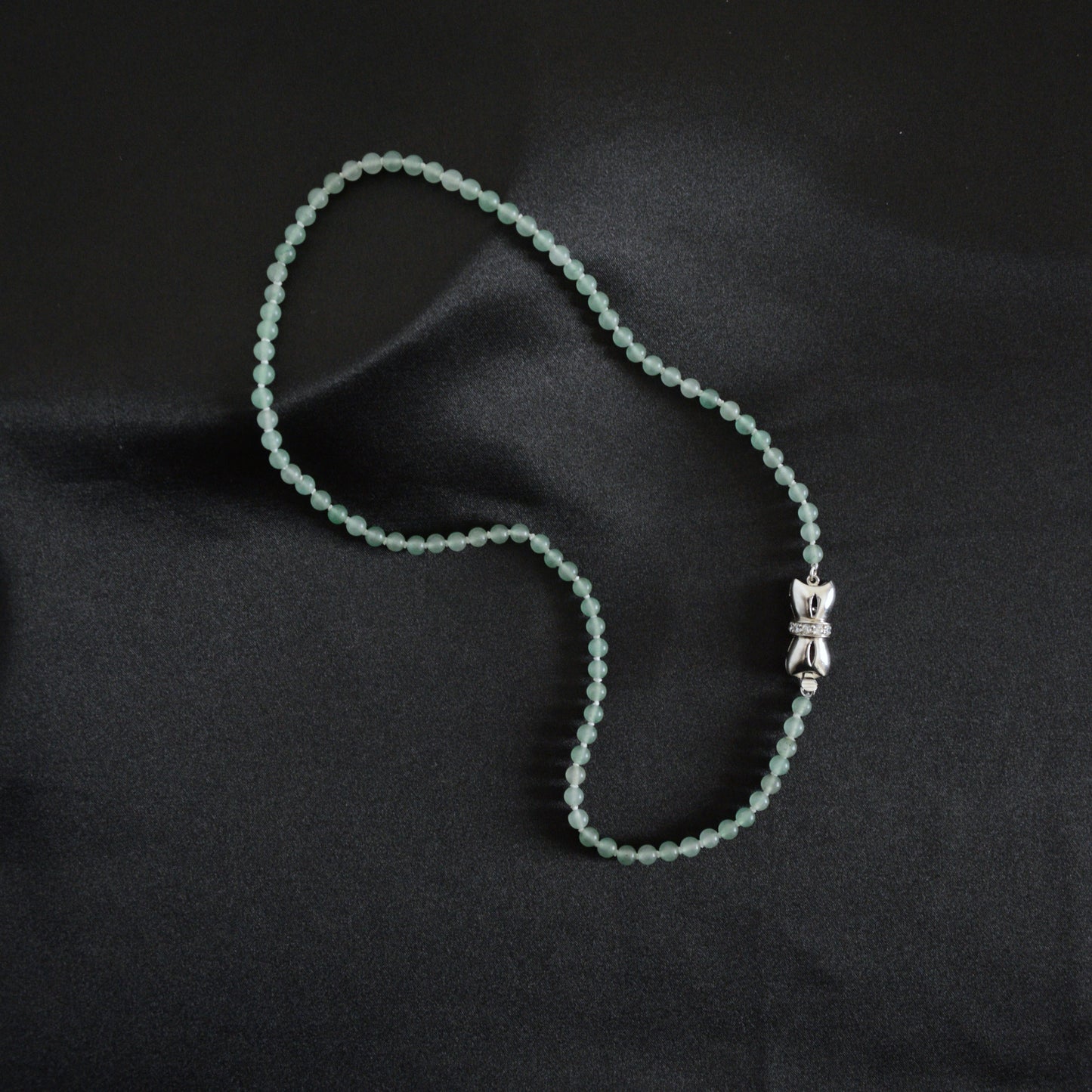 Green Jade Bow Necklace